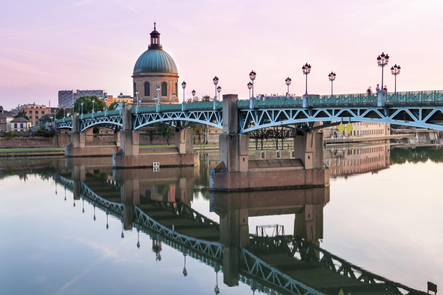 Lufthansa Destination Images: Toulouse, France