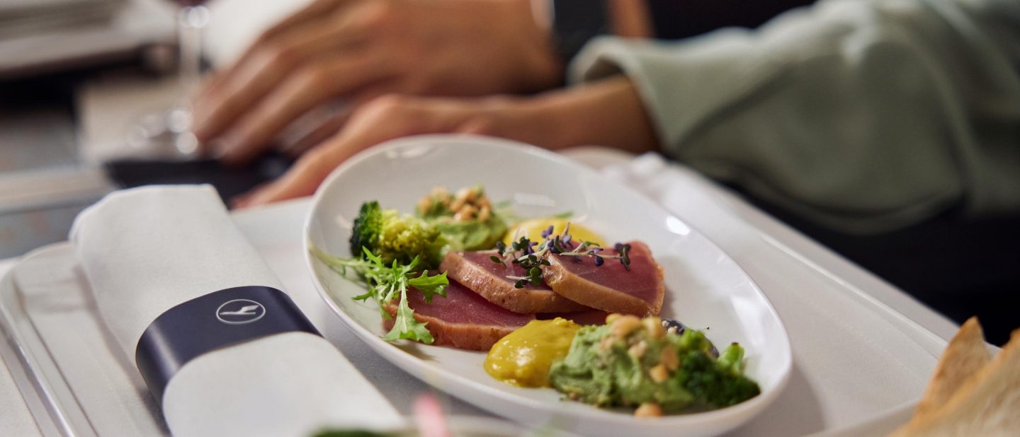 Nahaufnahme von Bordessen im A380. // Close up of bordfood on the A380.