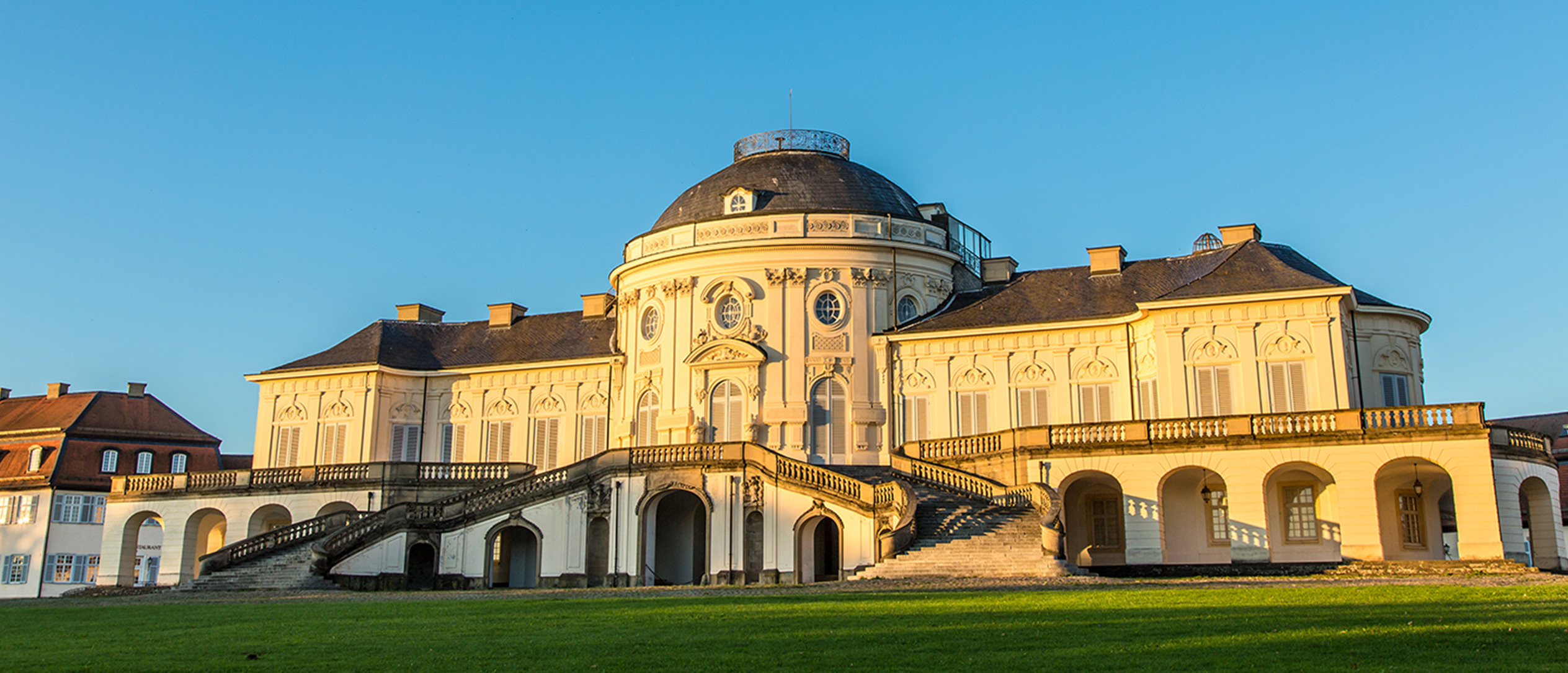 Esta imagem contém um link para nossas ofertas de voos para a Alemanha