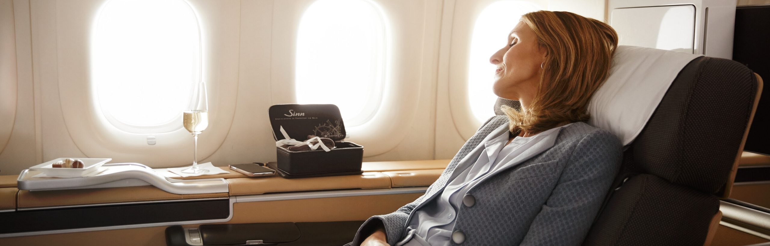 Comfort on board First Class | Lufthansa