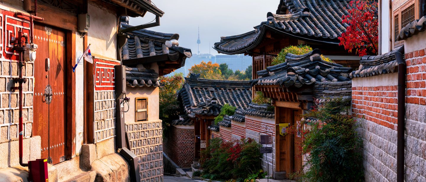 Street with traditional Korean Hanok houses in Seoul