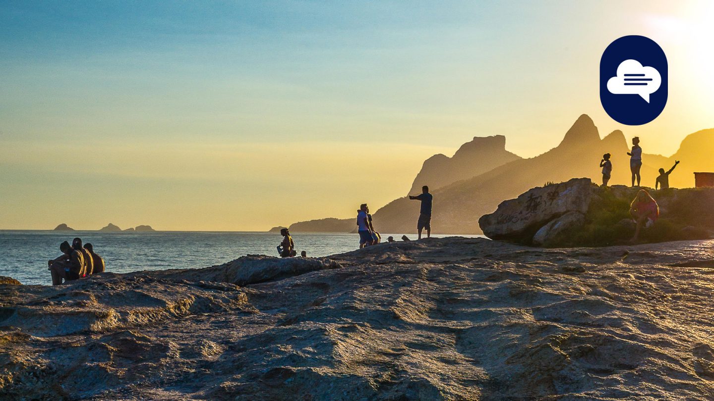 Team Stories: The beach at Pedra do Arpoador in Rio de Janeiro at dusk